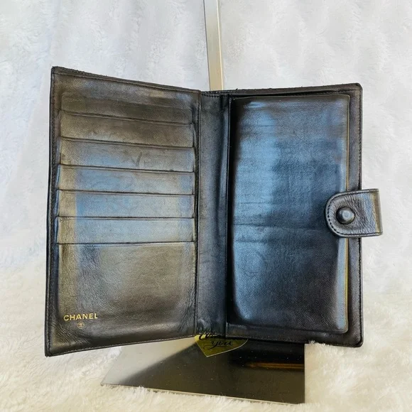 CHANEL Black Long Wallet Lambskin Leather - Picture 6 of 12